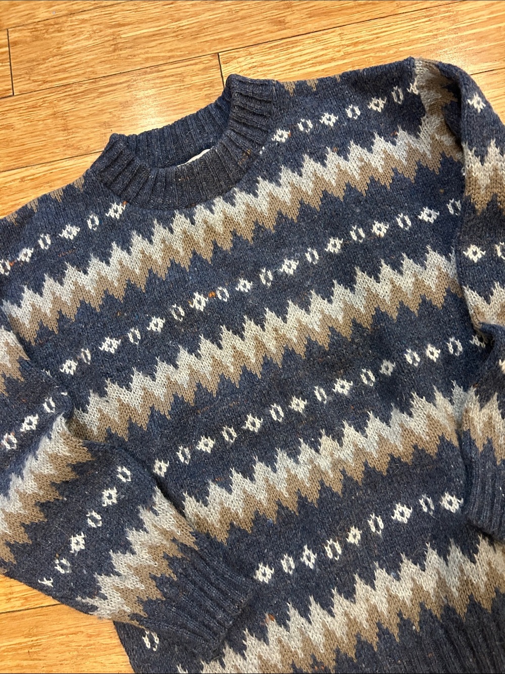 Alps -Marrimac Valley Vintage Men's Navy Chevron Crewneck Sweater M